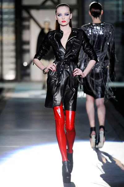 Look 22